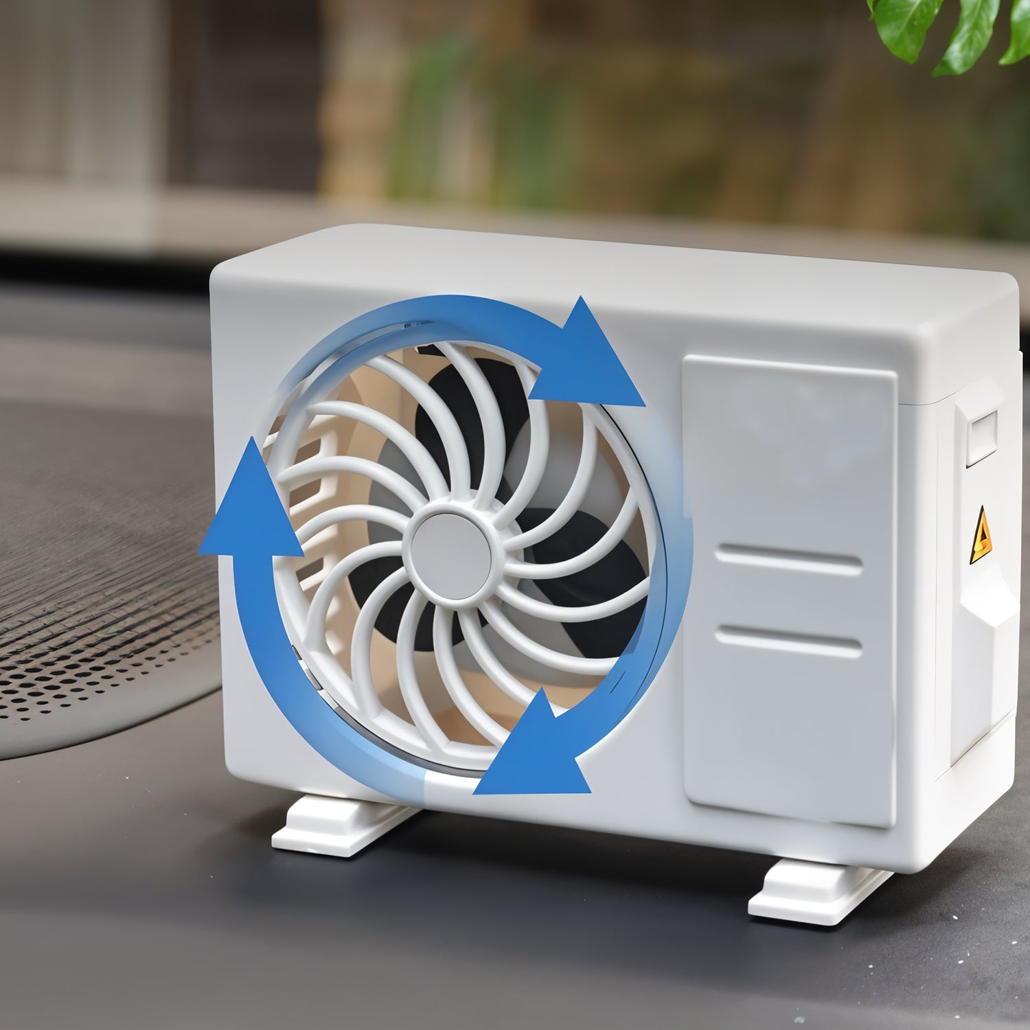 Solar-Powered Car Air Freshener – Built-in Perfume Diffuser
