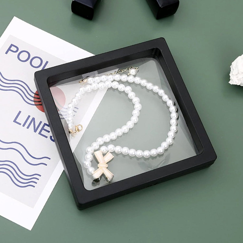 Transparent Jewellery Display Box Ð Floating 3D Effect for Showcasing