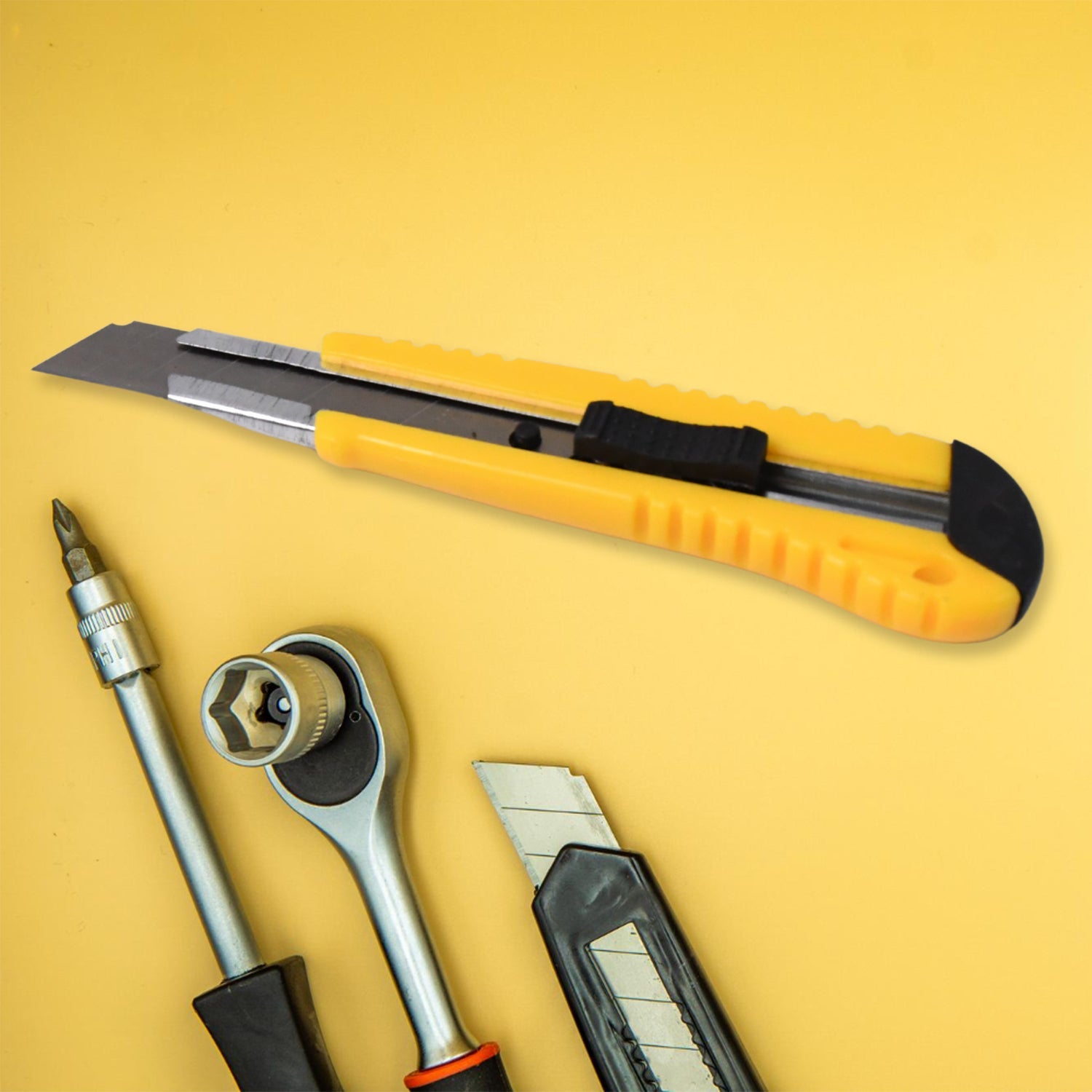 Portable 4 in 1 Multipurpose Tool Kit