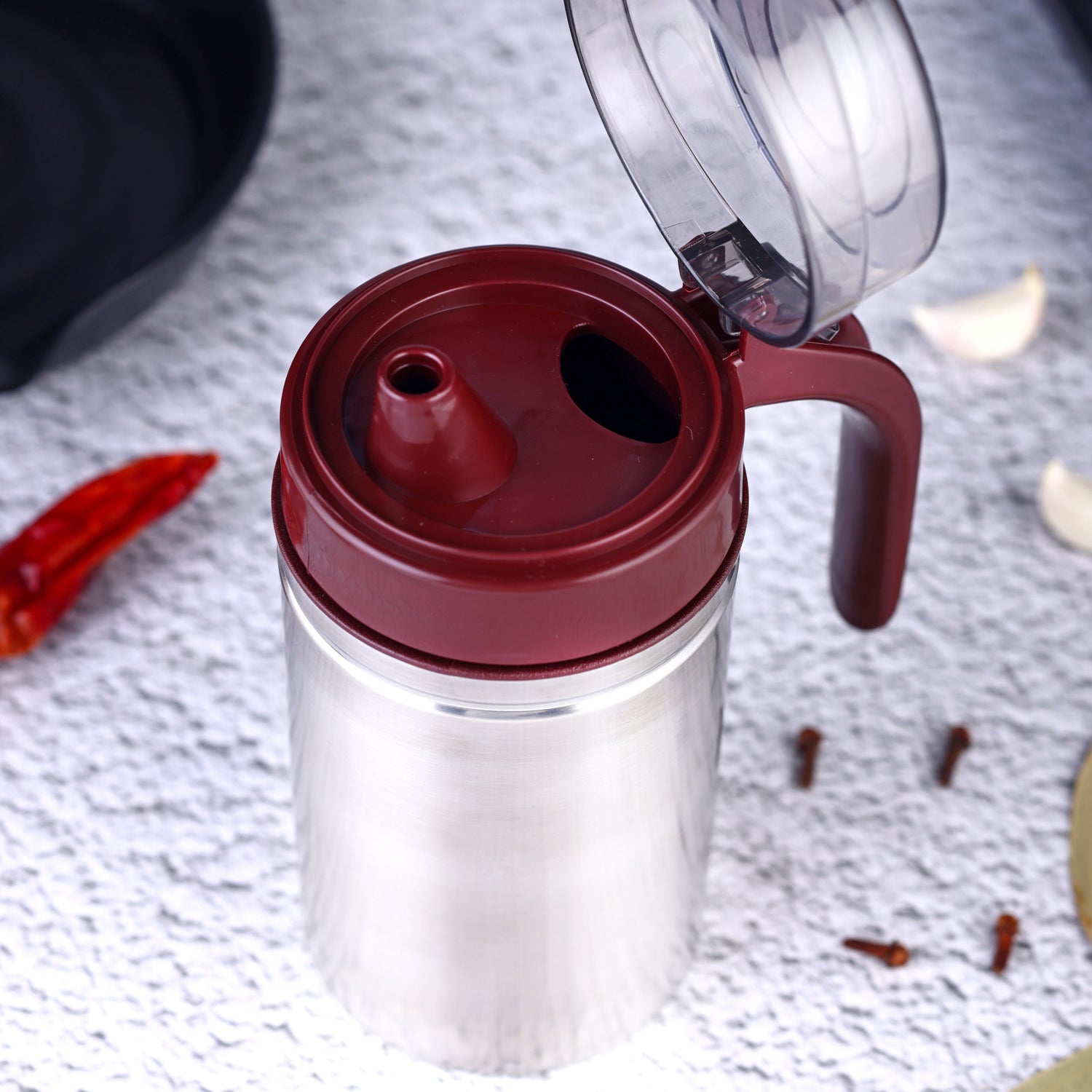 Stainless Steel Oil Dispenser – 500ml Anti-Drip | Ganesh