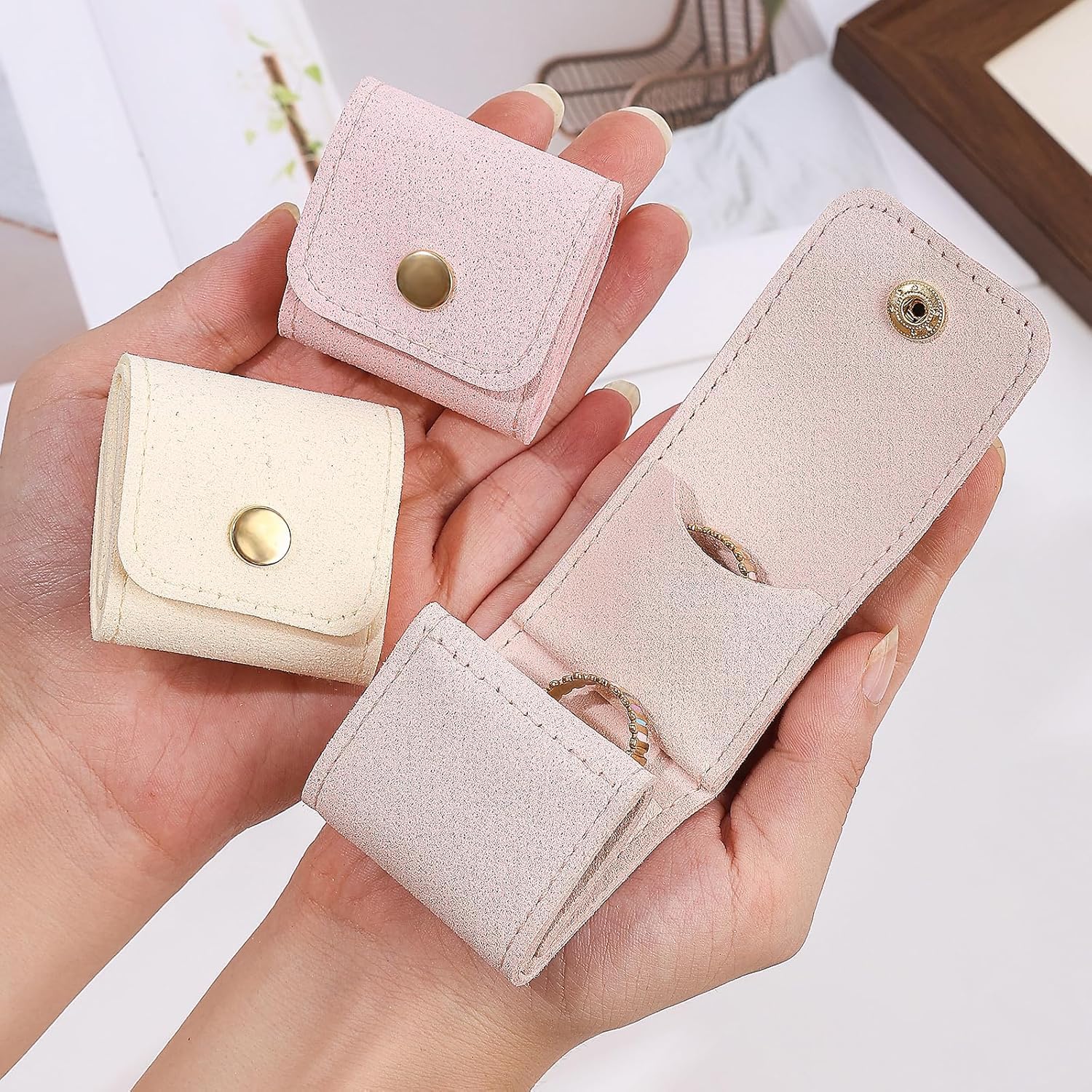 Jewellery Storage Pouch – Compact Foldable Travel Organizer