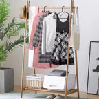 Plastic Clothes Hangers – Durable & Space-Saving Set of 6