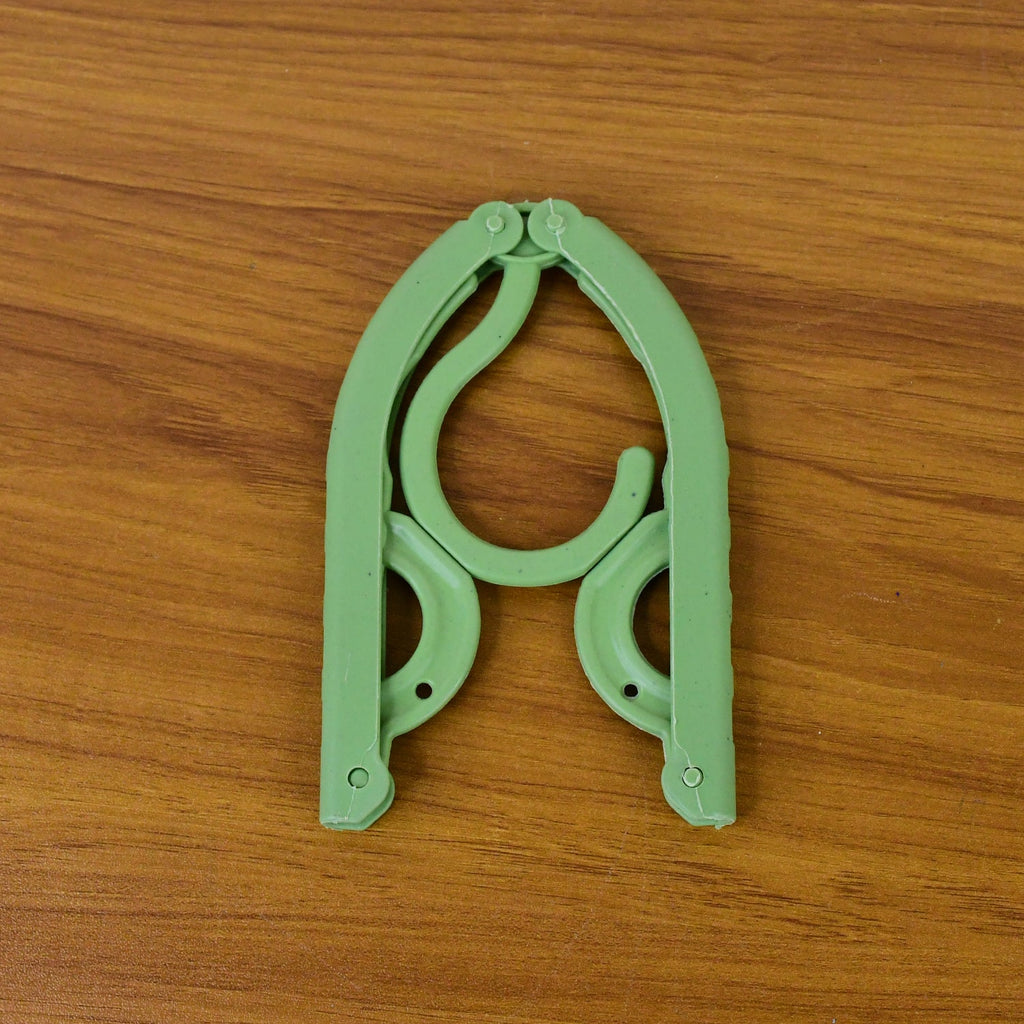 Foldable Travel Hanger – Lightweight Durable ABS for Wrinkle-Free Clothes