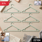 Plastic Clothes Hangers Ð Non-Slip Design for Safe Grip and Organization