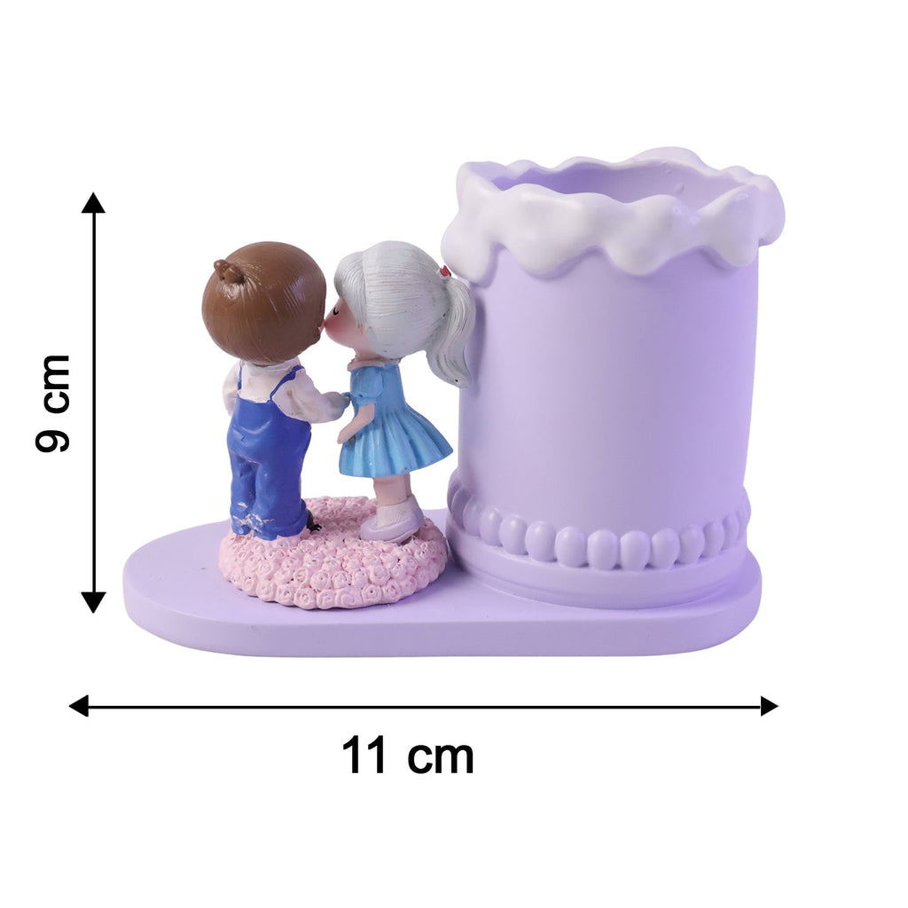Cute Couple Pen Holder Ð Adorable Resin Desk Organizer & Showpiece