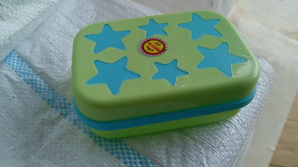 Star-Shaped Soap Case – Self-Drain Plastic Holder | VelvetBubbles