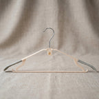 Plastic Clothes Hangers Set Ð Space-Saving & Non-Slip Design