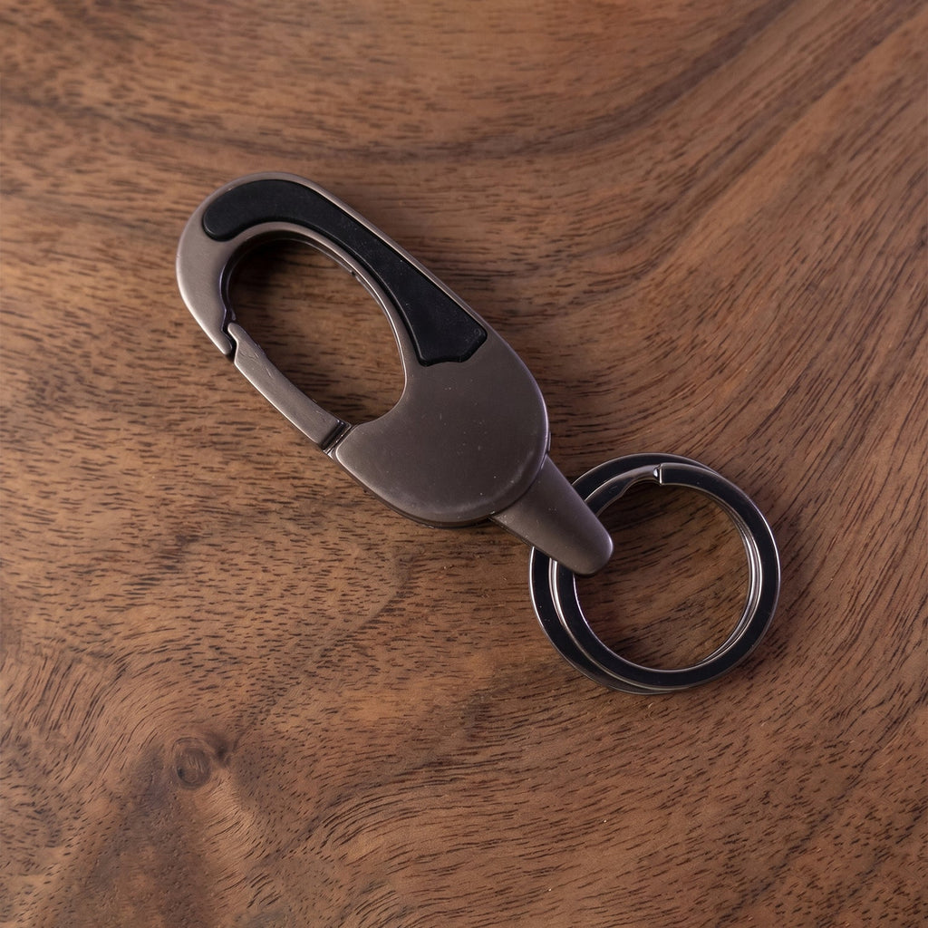 Metal Keychain with Carabiner – Durable & Stylish Organizer