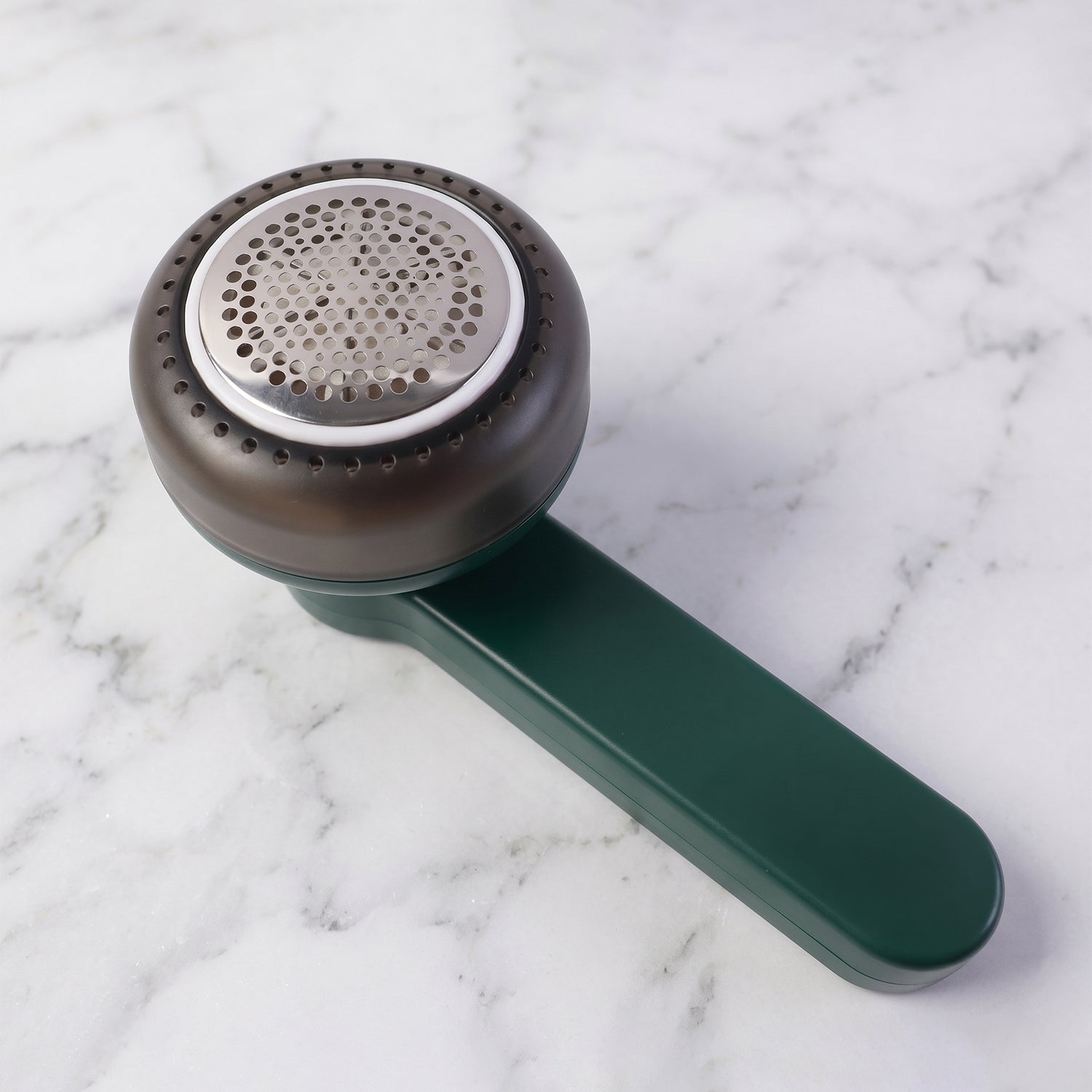 Rechargeable Electric Lint Remover Ð Easy Fabric & Clothing Care