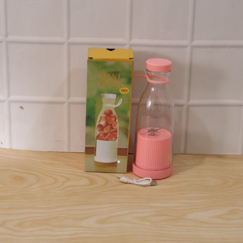 Portable Electric Juicer Ð Compact, USB Rechargeable & Easy to Use