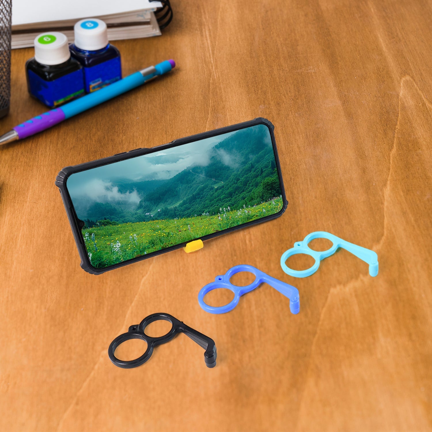 Hand Mobile Stand – Compact Plastic Phone Holder in Mix Colors