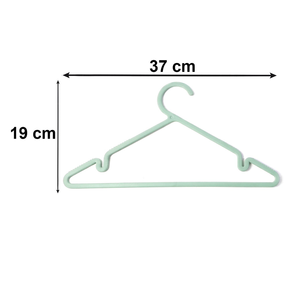 Plastic Clothes Hangers Ð Non-Slip Design for Safe Grip and Organization