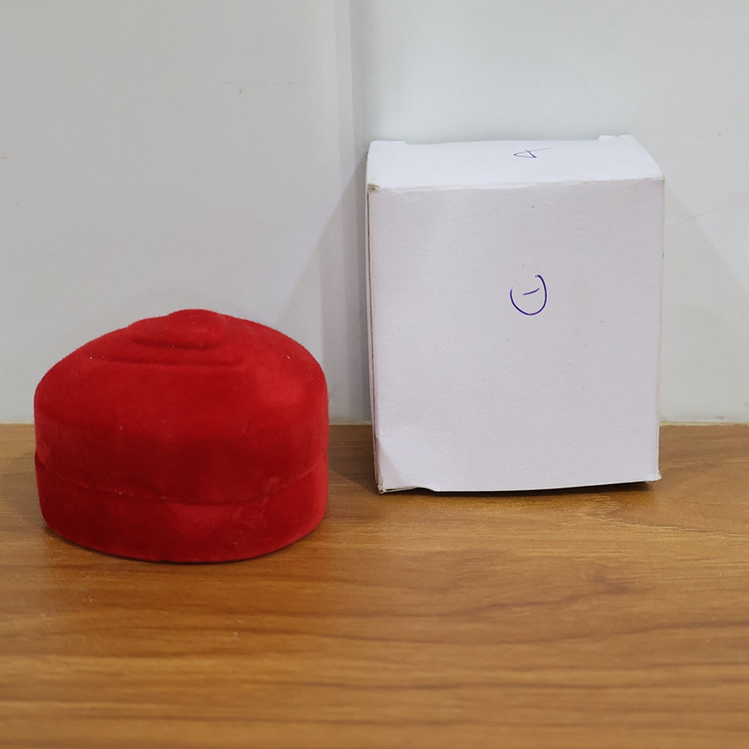 Heart-Shaped Velvet Jewellery Ring Box – Elegant Luxury Gift Case