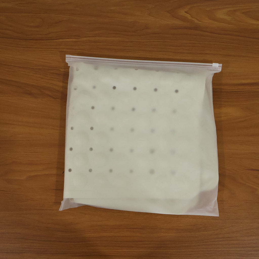 Anti-Slip Bath Mat Ð Secure Suction Cups for Bathroom Safety