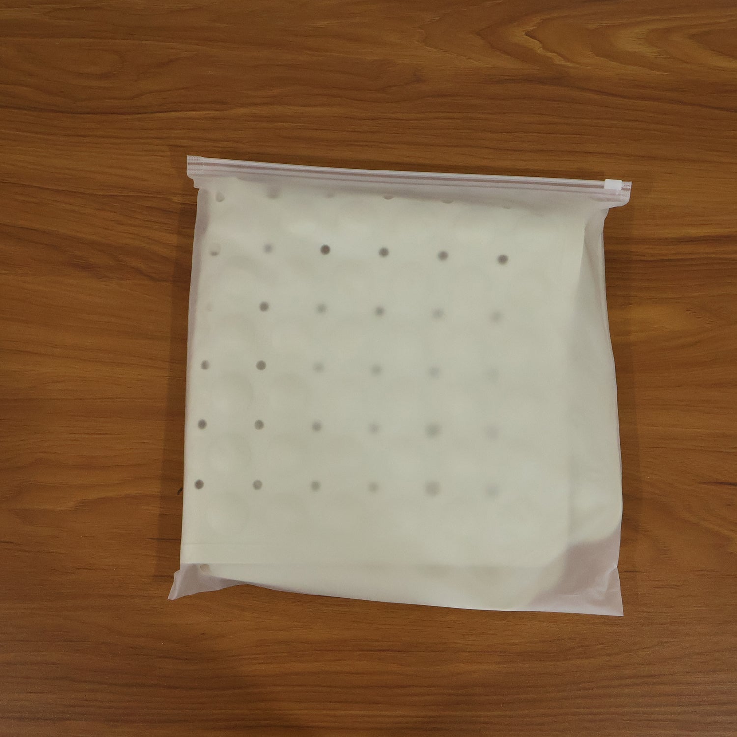 Anti-Slip Bath Mat Ð Secure Suction Cups for Bathroom Safety