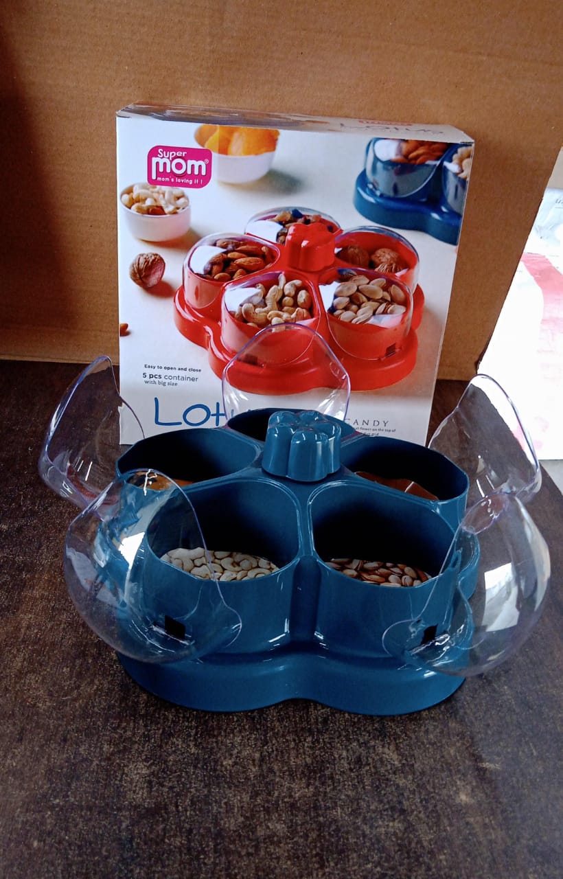 Lotus Shape Rotating Dry Fruit Snack Organizer – Multi-Compartment