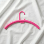 Plastic Clothes Hanger – Space-saving & Durable Wardrobe Organizer