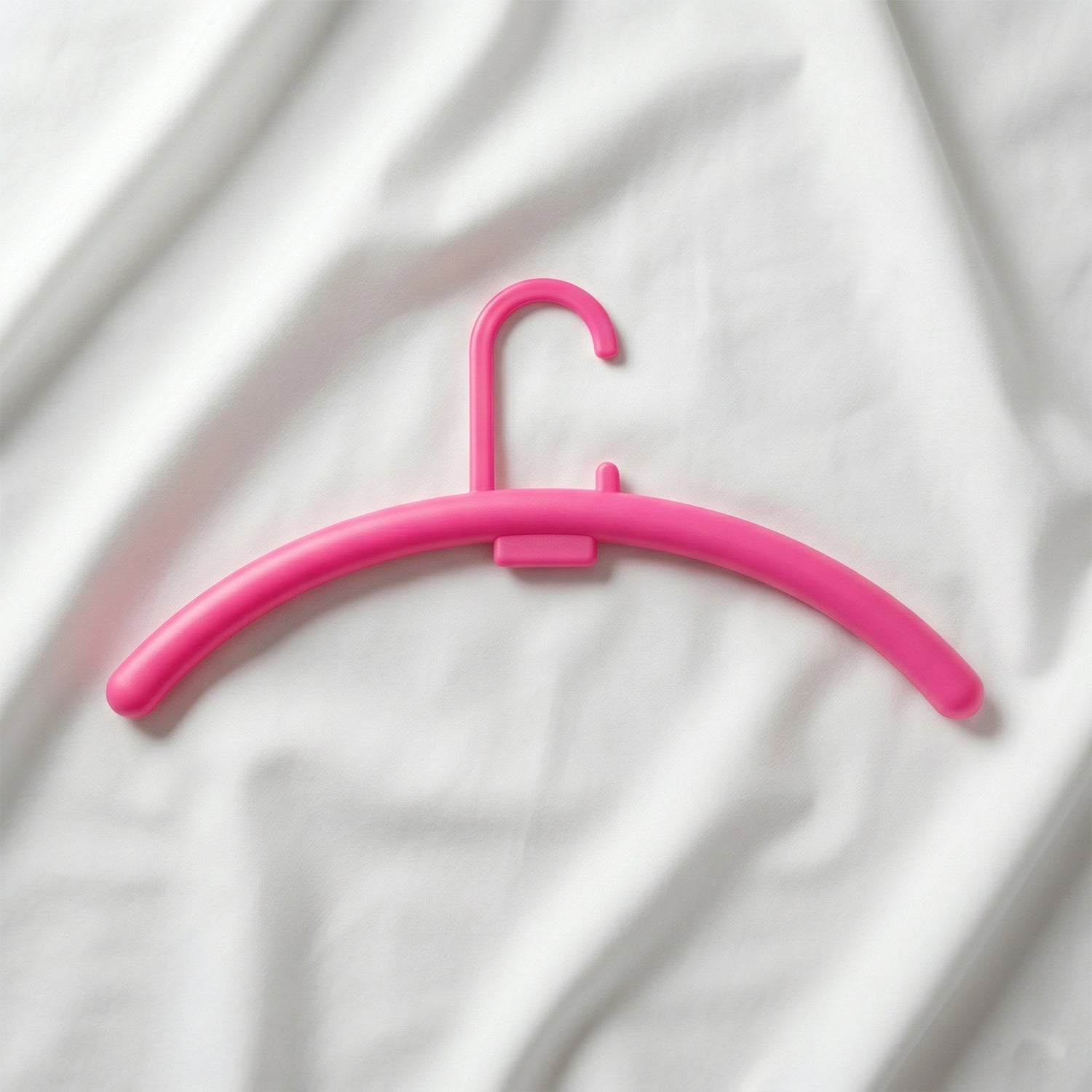 Plastic Clothes Hanger – Space-saving & Durable Wardrobe Organizer